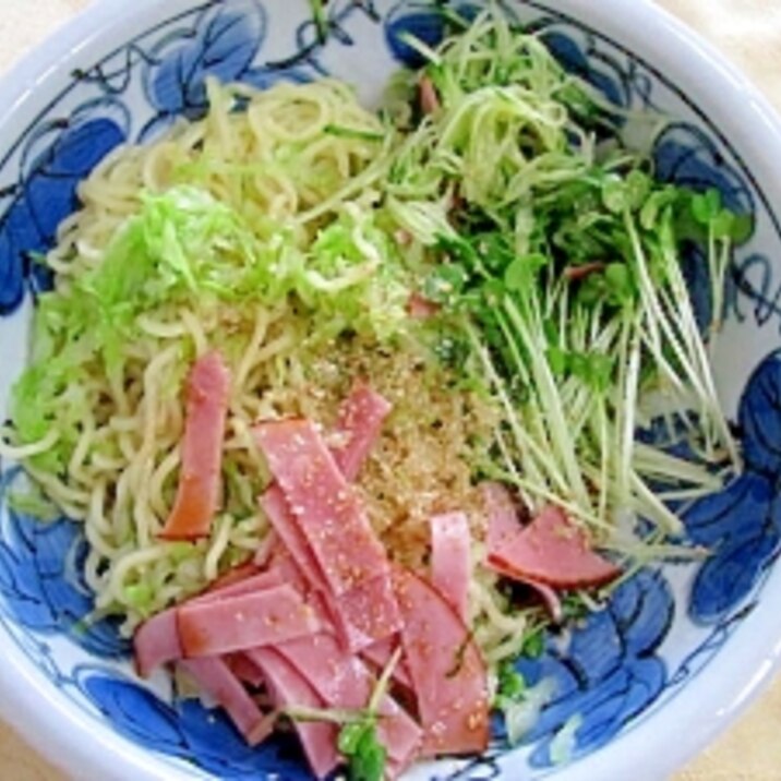 冷やし中華、千キャベツ入り